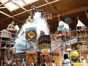 Resort Rapids Indoor Waterpark 5*