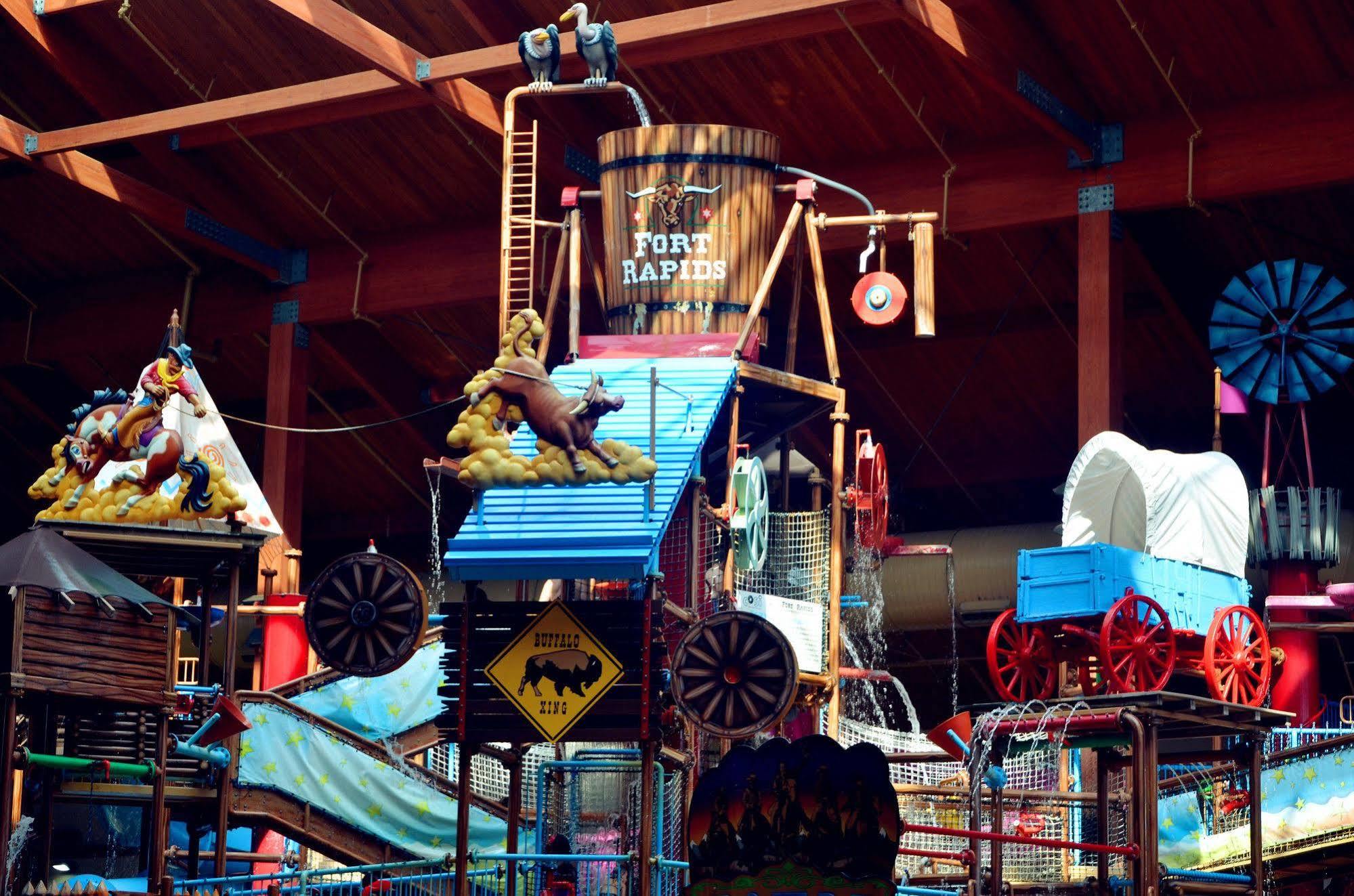 Rapids Indoor Waterpark 5*