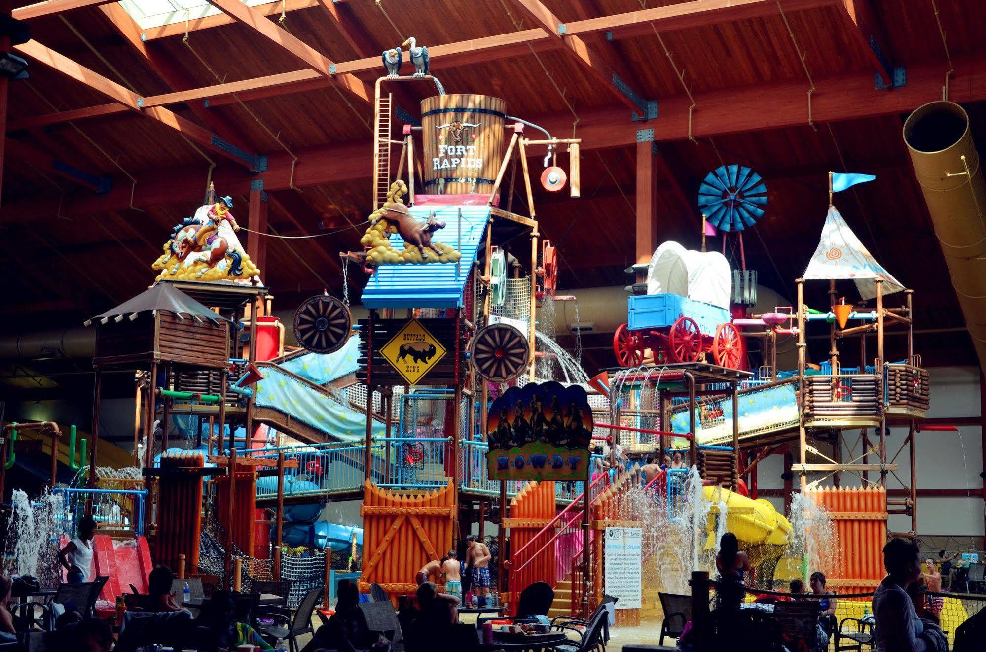 Rapids Indoor Waterpark 5*
